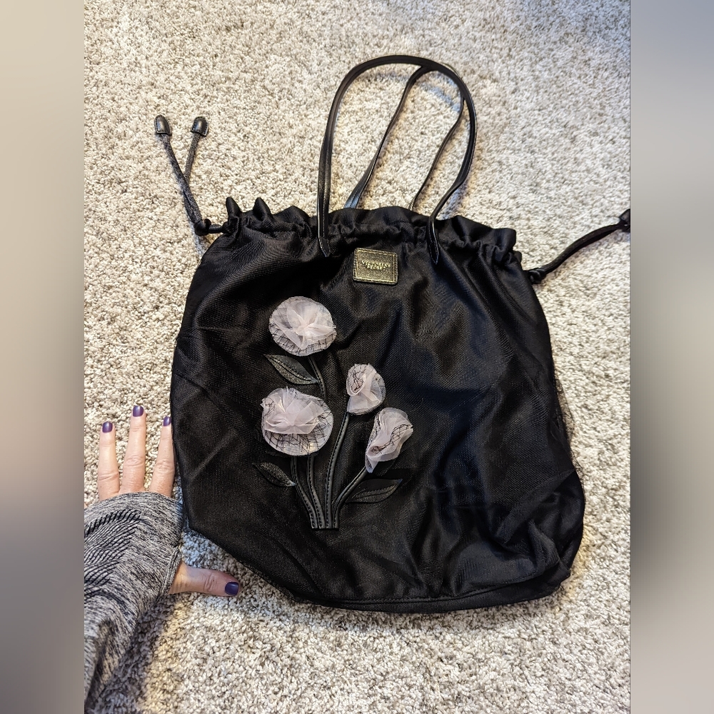 Victoria's secret drawstring shoulder bag